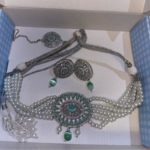 Indian Jewelry - Choker set silver pearl beads earrings tikka wedding party